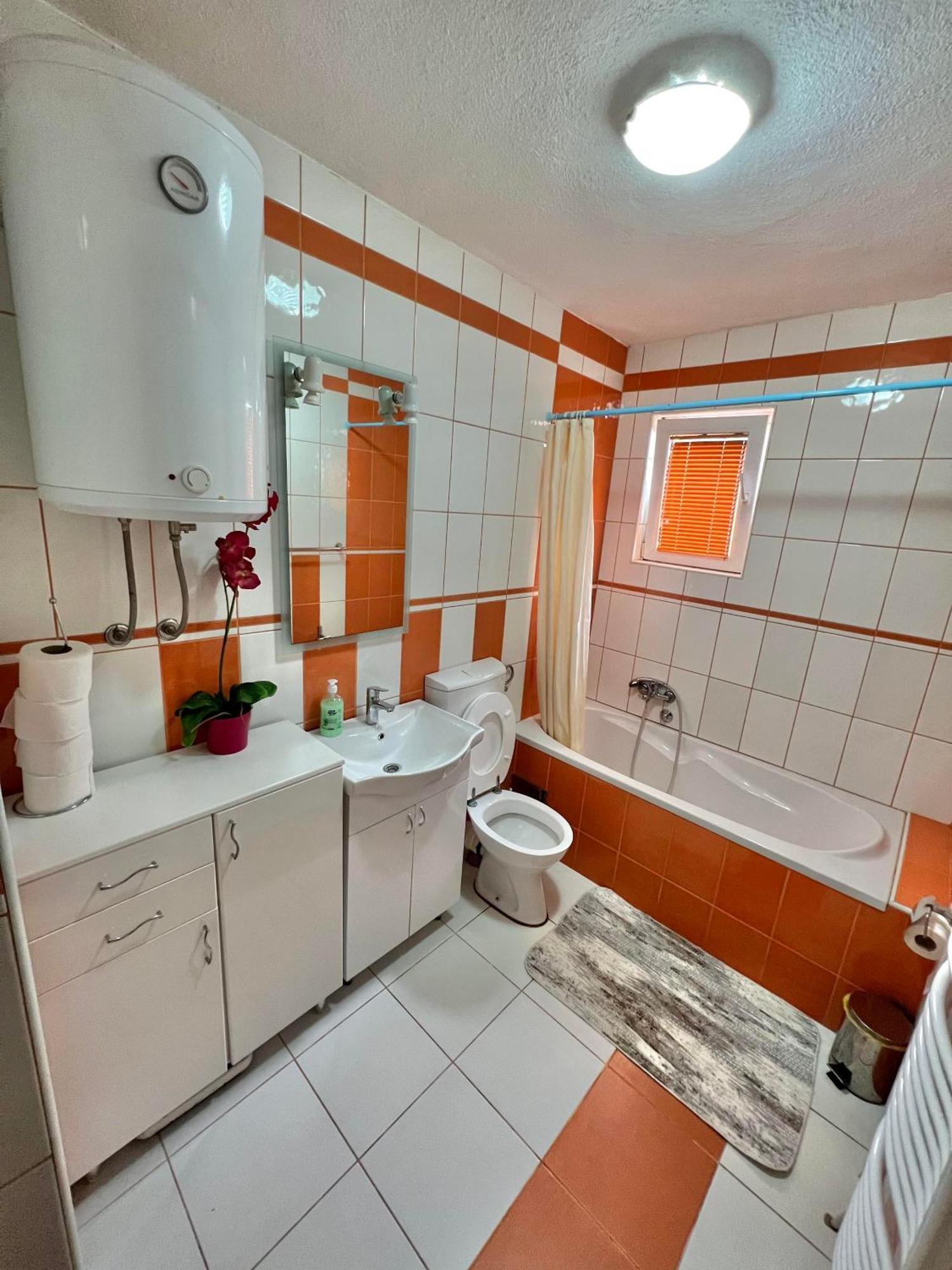 Holiday Homer Kuca Na Obali Vrbasa Banja Luka Exterior foto